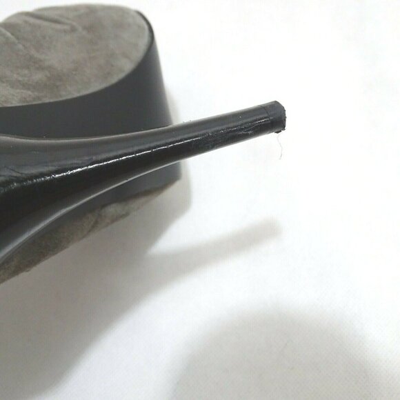 Guess Obstacle Suede Ankle Bootie Heels Women Size 9.5 M Gray Leather Zippered - Picture 9 of 11